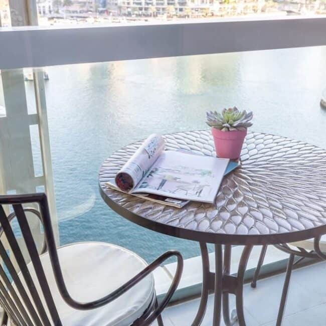best airbnbs dubai marina cayan outside