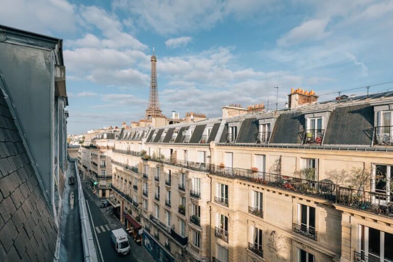 Best Airbnbs with Eiffel Tower View for your budget