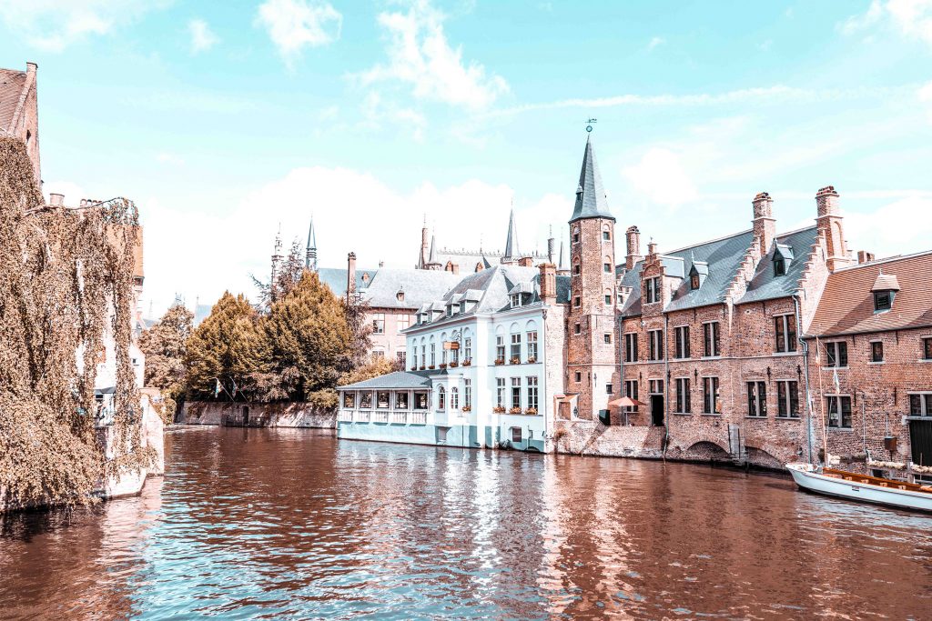 how to get from Brussels to Bruges