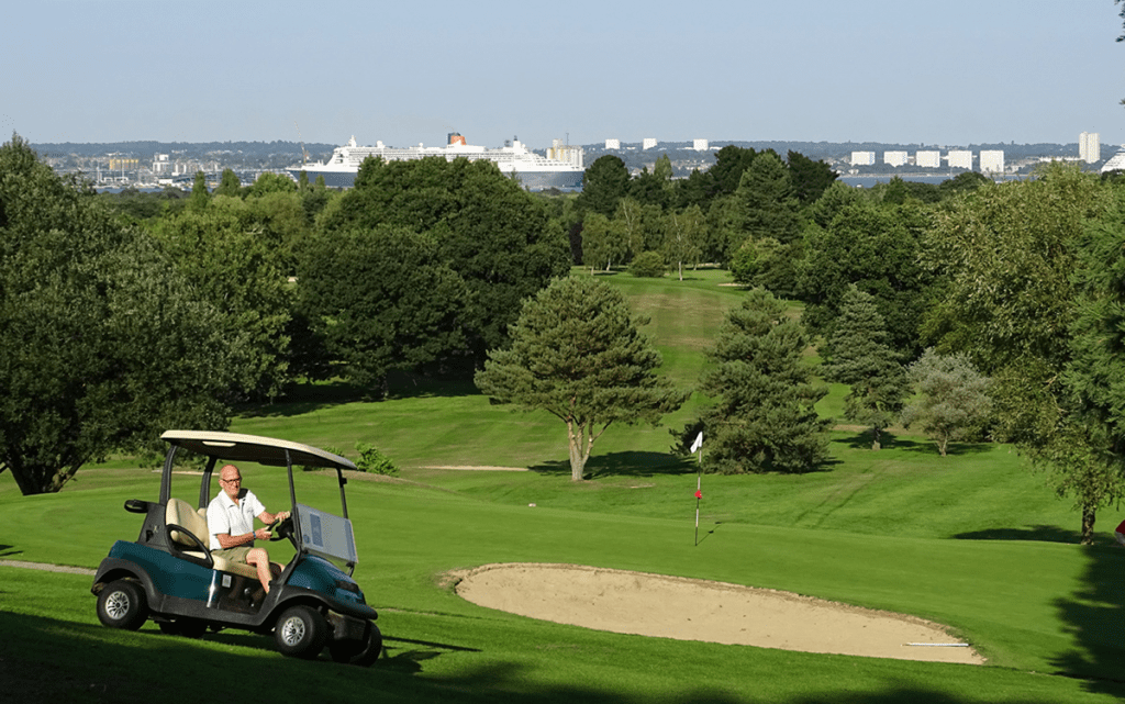 best golf clubs in southampton Dibden Golf Centre Southampton