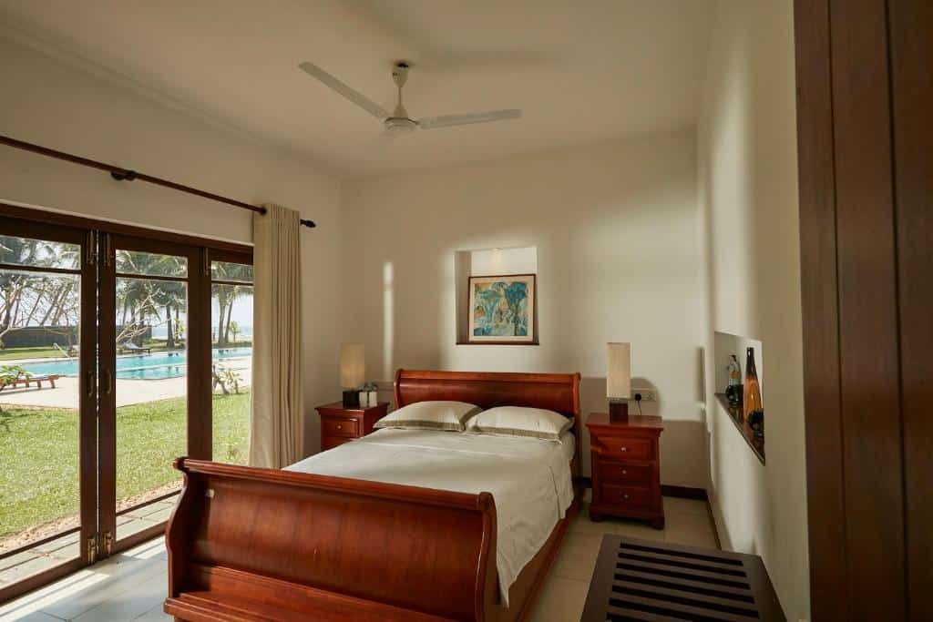 wadduwa hotels beach villas room
