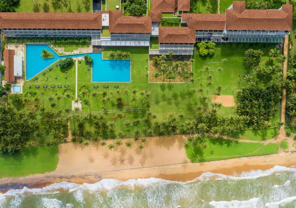 wadduwa hotels the blue water