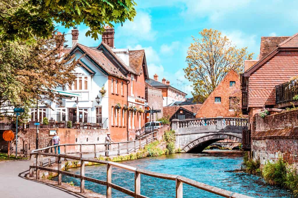 Winchester guide hampshire