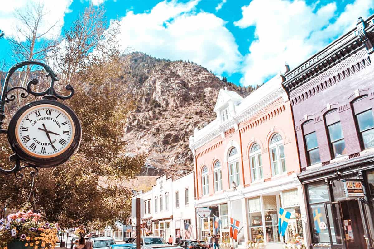 The 10 Best Colorado Hotels for a Cozy Stay