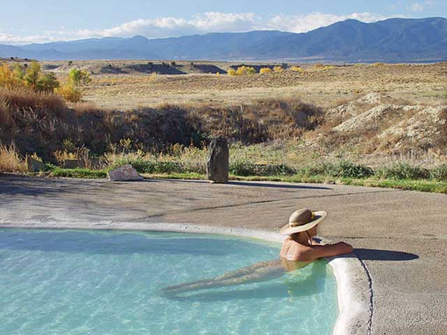 best hot springs near boulder desert reef